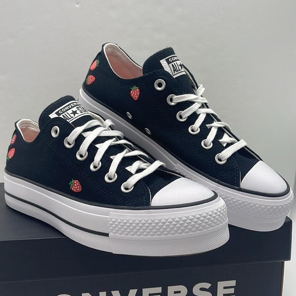 Converse WMNS Black Platform Sneakers A14935F
CTAS LIFT OX
BLACK/SOFT RED - Picture 4 of 16